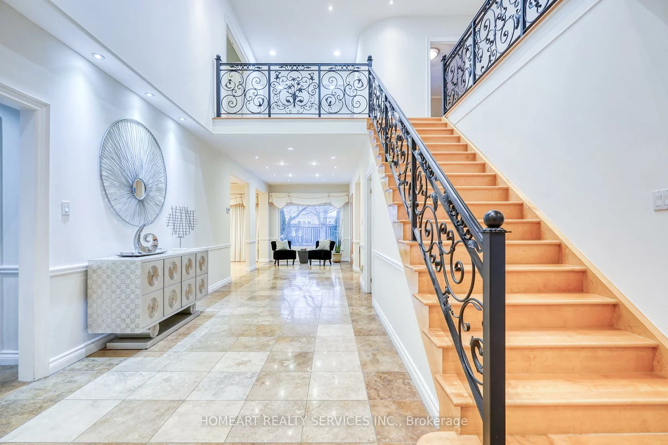 69, Ava, Bayview Hill, Richmond Hill