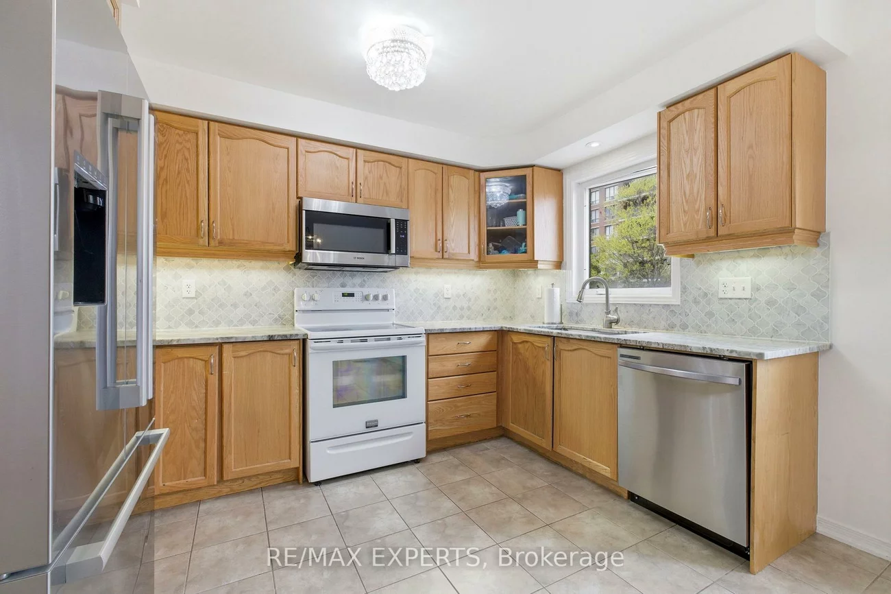 117, Revelstoke, Langstaff, Richmond Hill