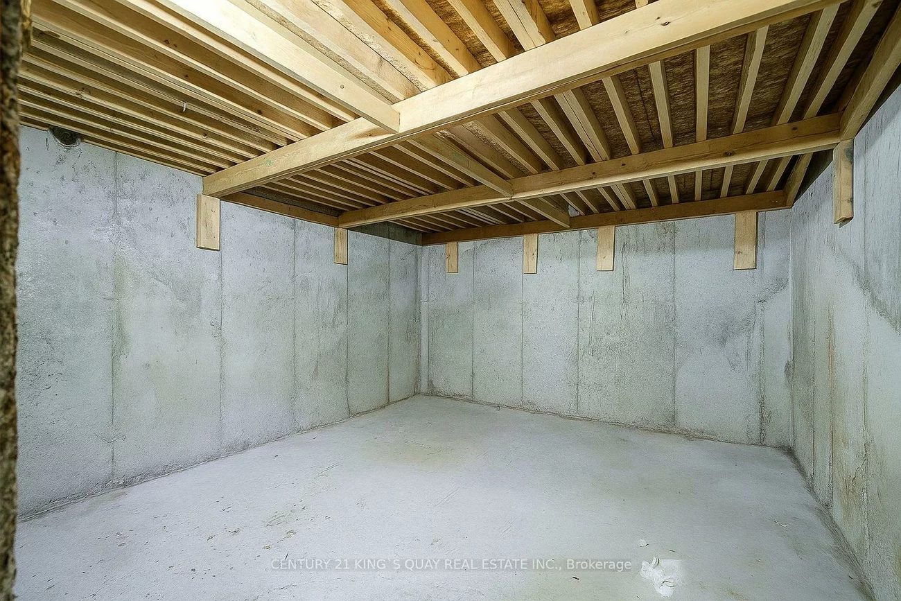 1, Lourakis, Jefferson, Richmond Hill