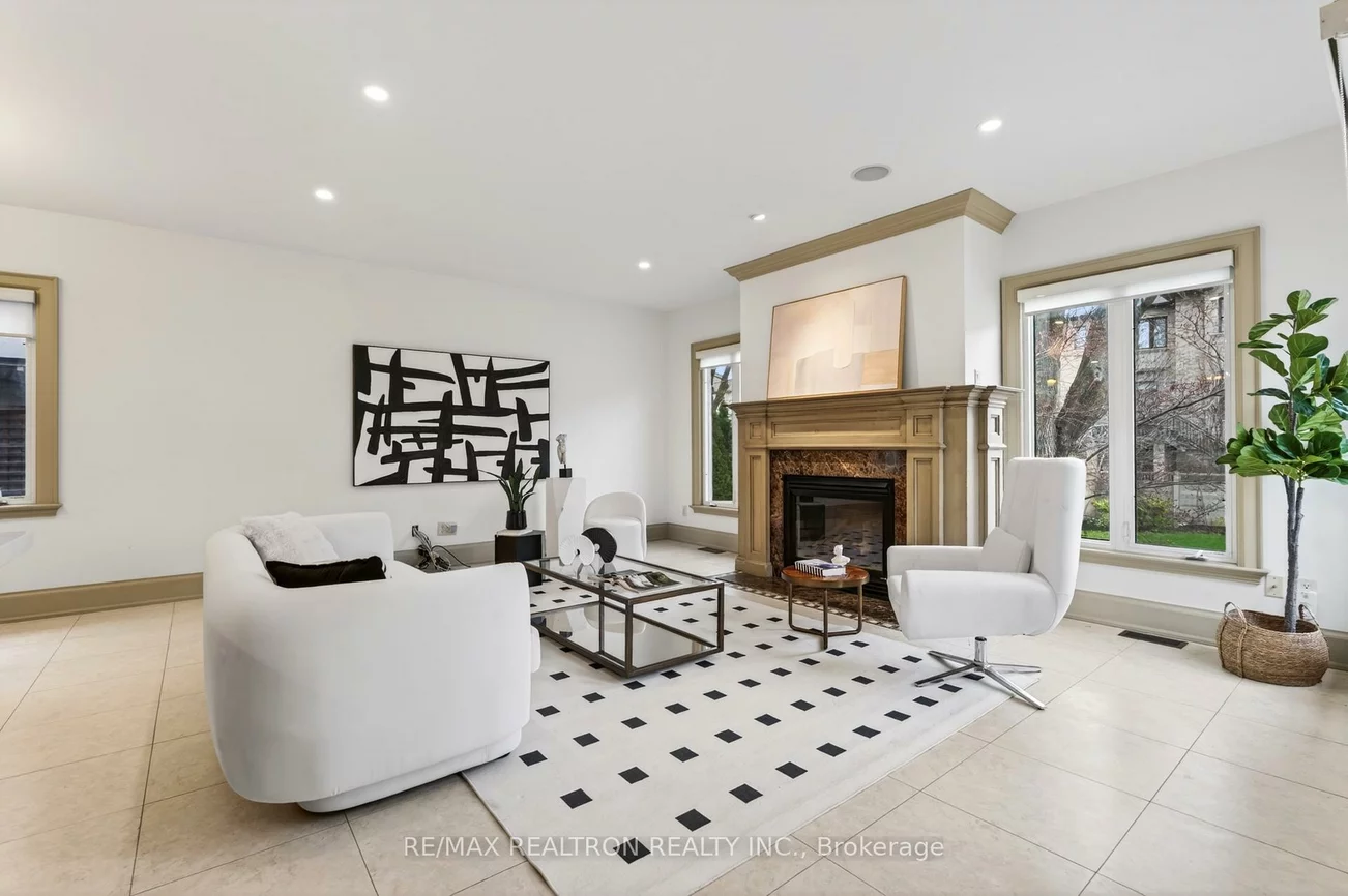 103, Duncan, Langstaff, Richmond Hill