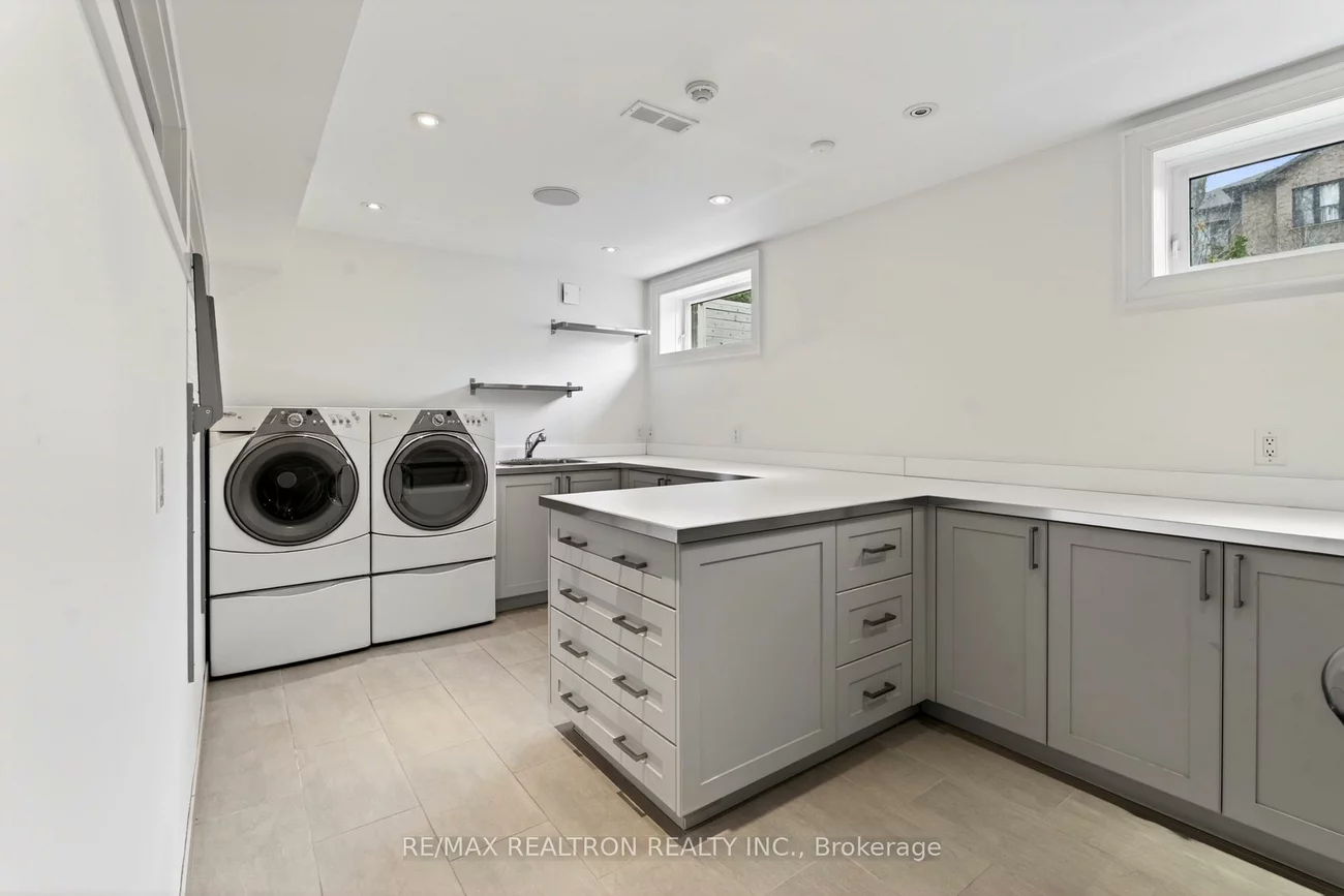103, Duncan, Langstaff, Richmond Hill
