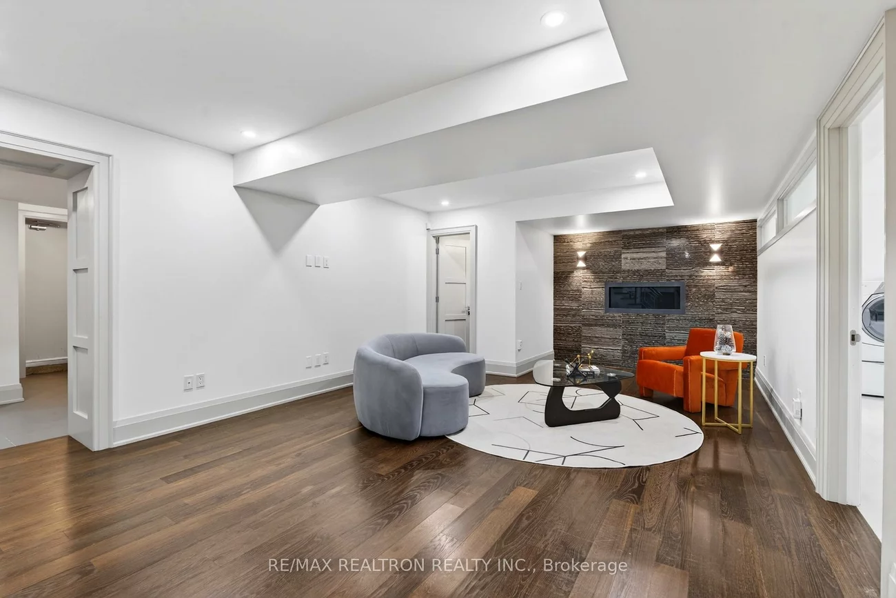 103, Duncan, Langstaff, Richmond Hill