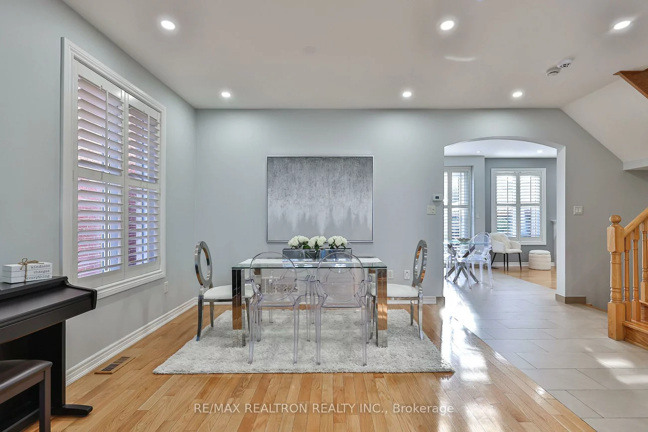 170, Silver Maple, Jefferson, Richmond Hill