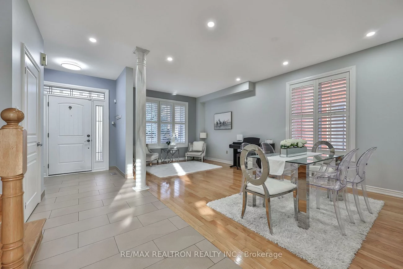 170, Silver Maple, Jefferson, Richmond Hill