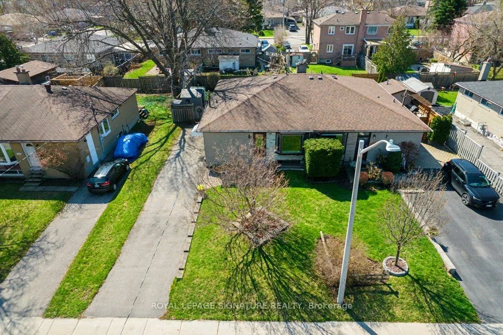 236, Ashlar, Crosby, Richmond Hill