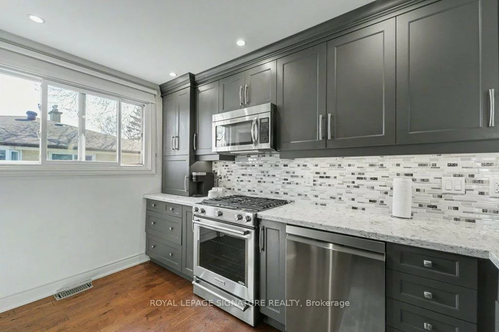 236, Ashlar, Crosby, Richmond Hill