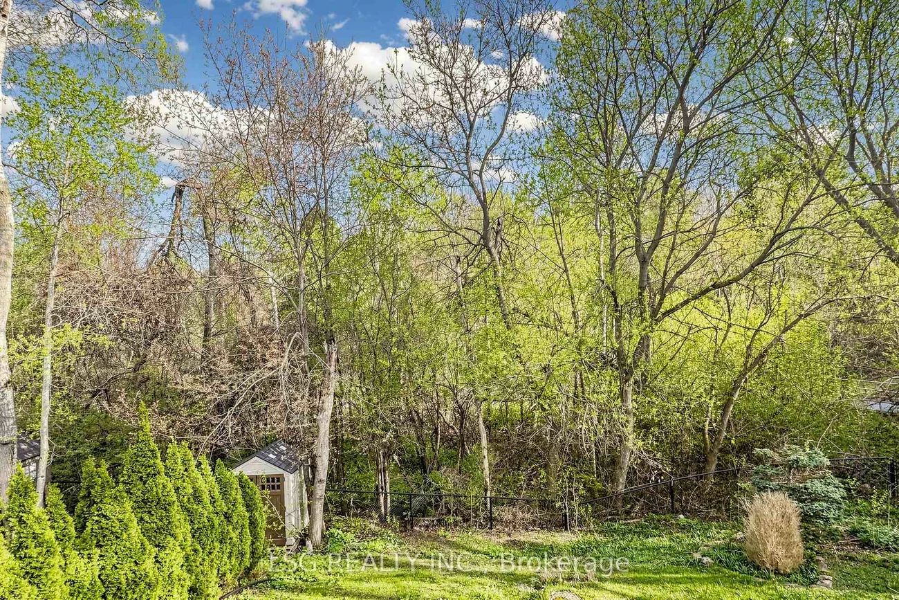 69, Gamble Glen, Westbrook, Richmond Hill