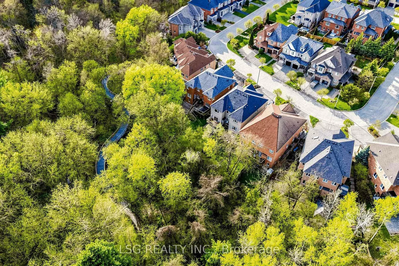 69, Gamble Glen, Westbrook, Richmond Hill