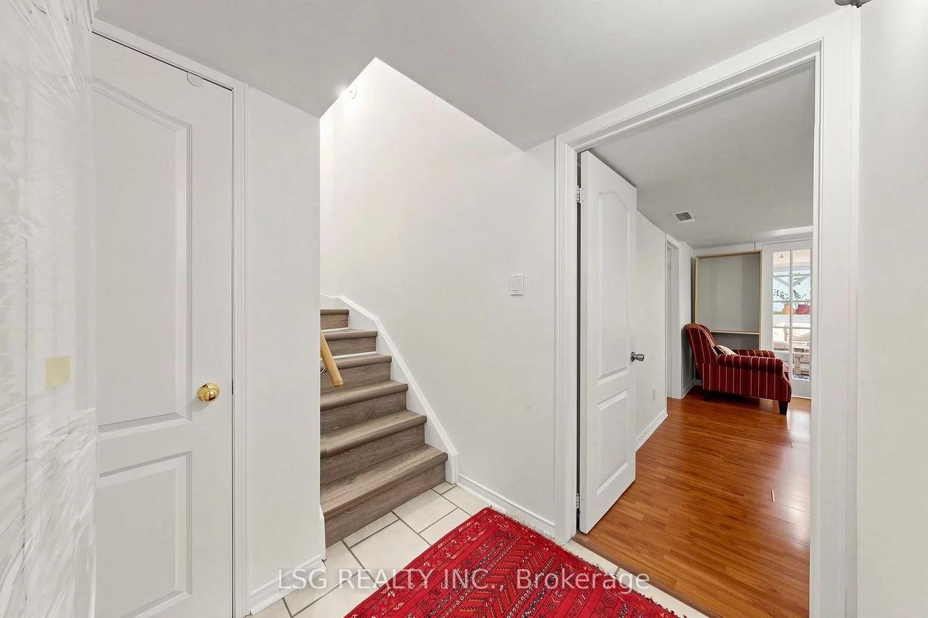 69, Gamble Glen, Westbrook, Richmond Hill