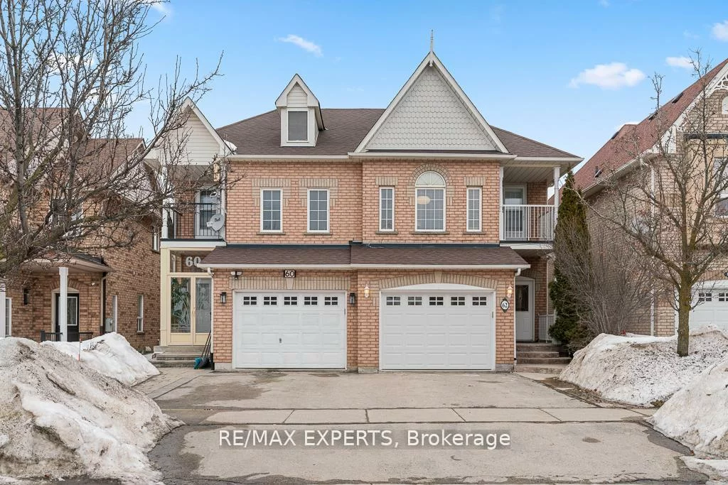 62, Colonial, Oak Ridges Lake Wilcox, Richmond Hill
