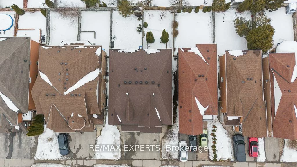 62, Colonial, Oak Ridges Lake Wilcox, Richmond Hill