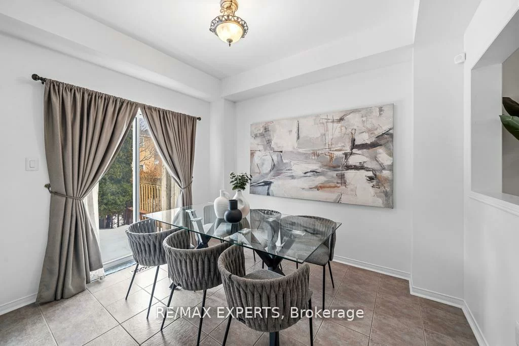 62, Colonial, Oak Ridges Lake Wilcox, Richmond Hill