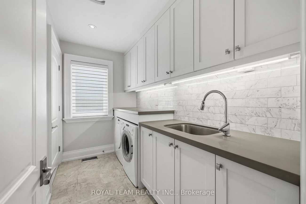 130, Elmwood, Harding, Richmond Hill