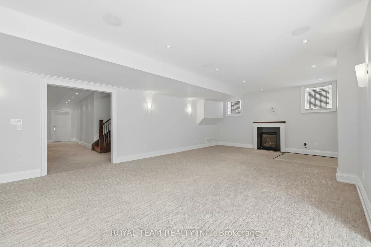 130, Elmwood, Harding, Richmond Hill