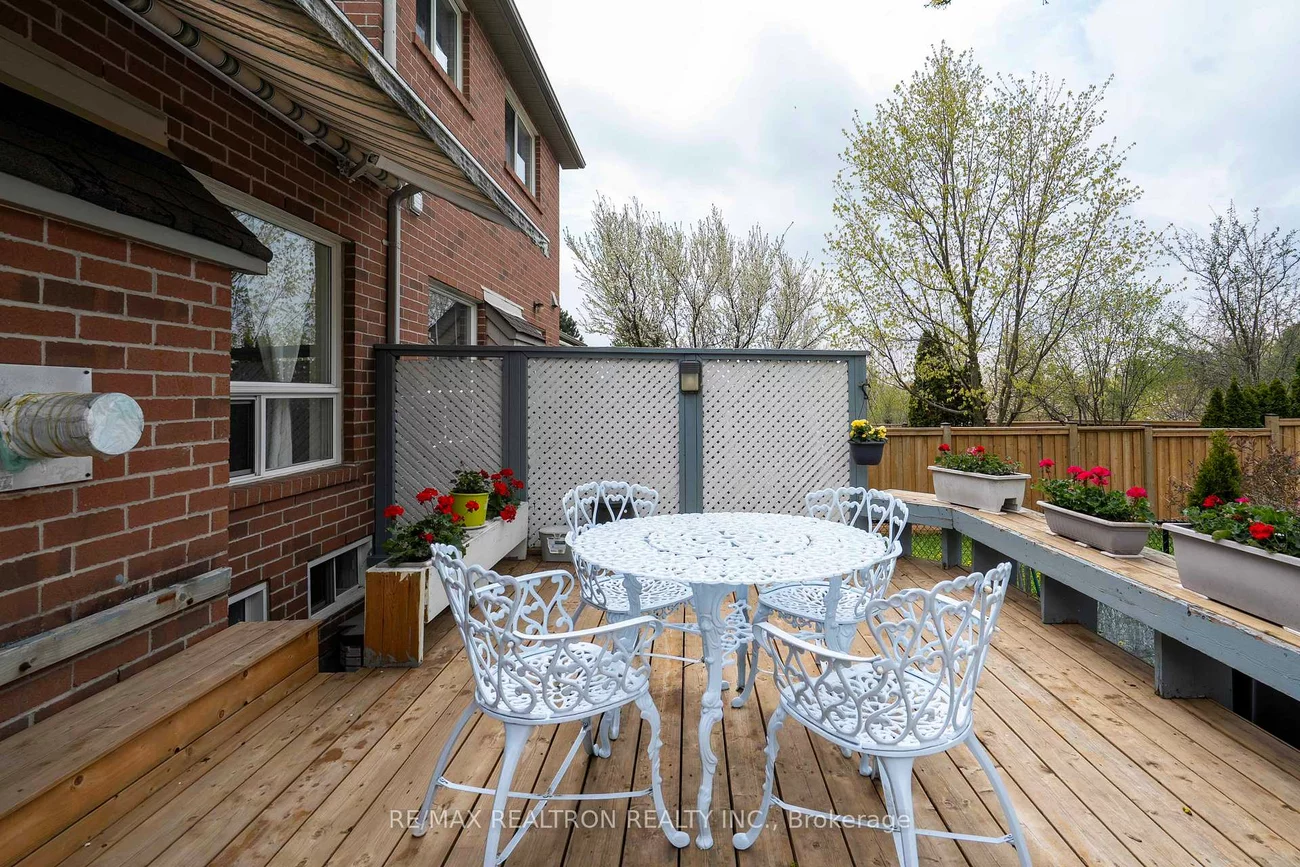 36, Edgemont, Westbrook, Richmond Hill