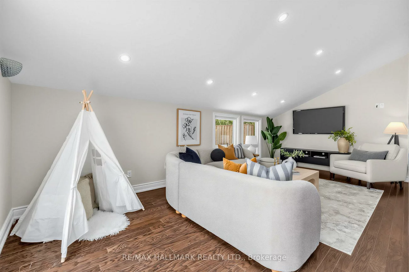 225, Lucas, Mill Pond, Richmond Hill
