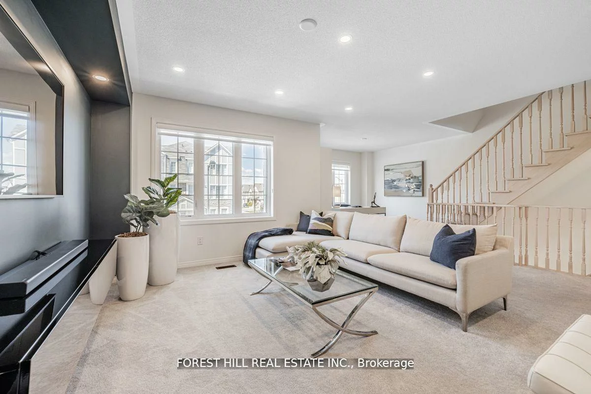 16, Hartney, Rural Richmond Hill, Richmond Hill