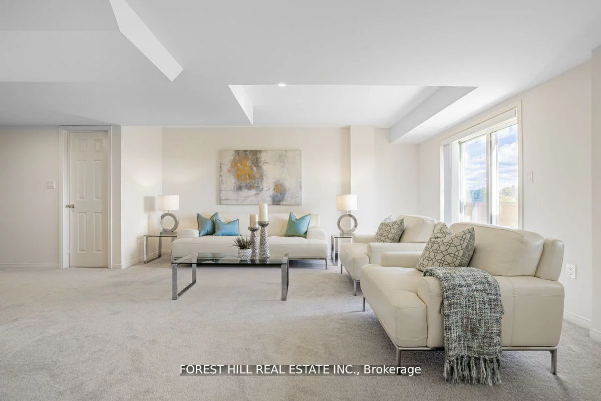 16, Hartney, Rural Richmond Hill, Richmond Hill