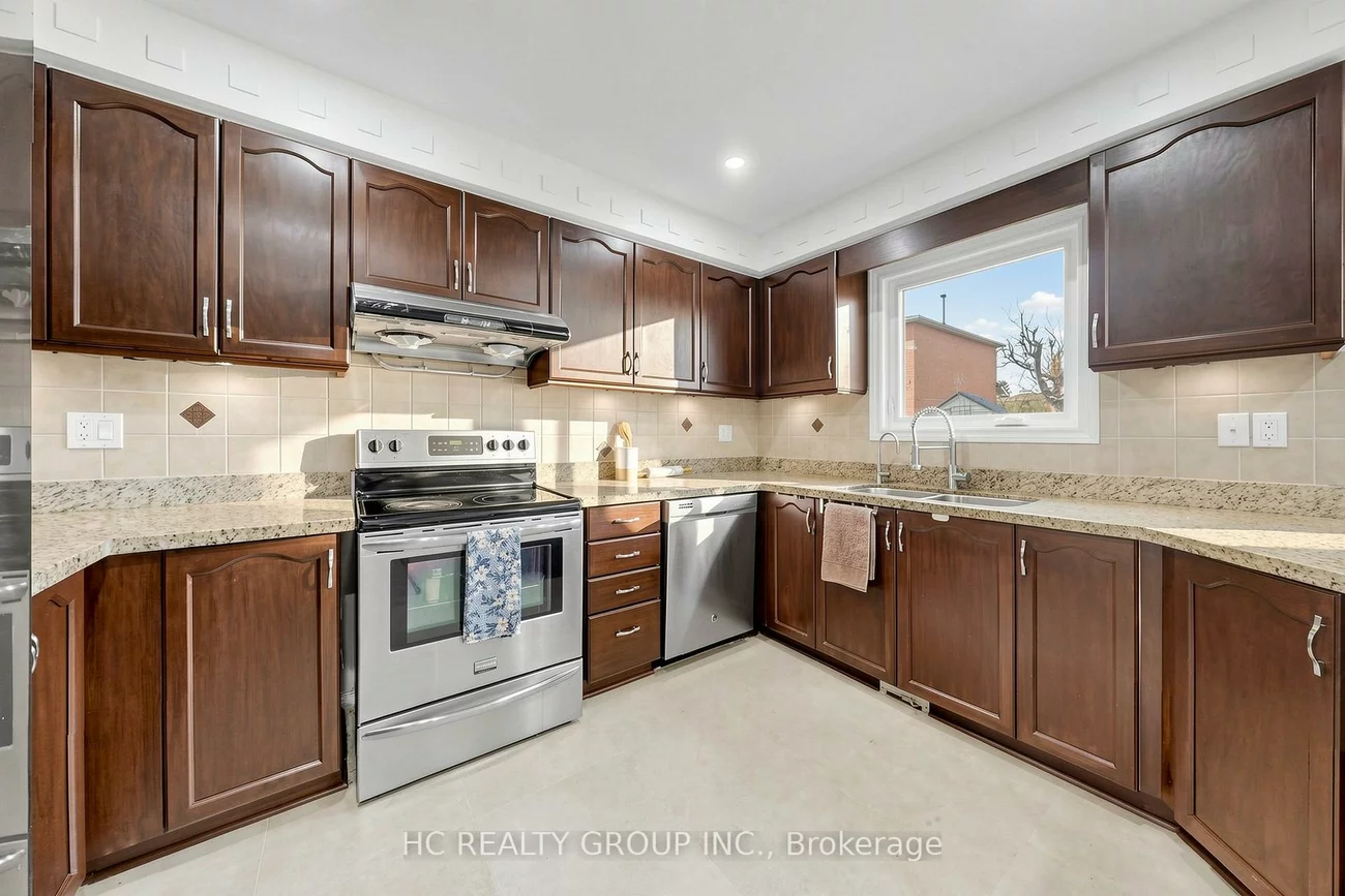 84, Viewmark, Devonsleigh, Richmond Hill