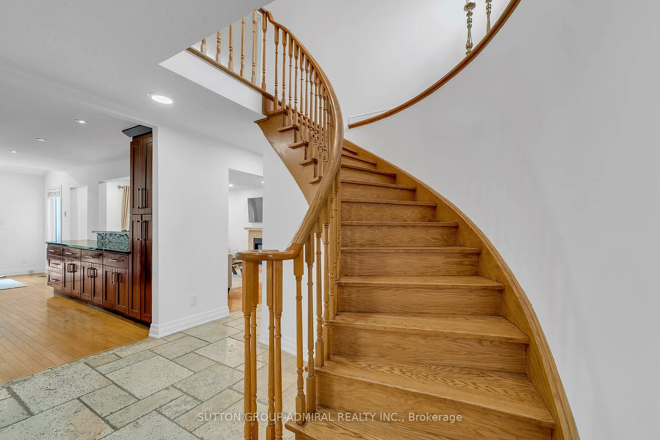 63, O'connor, North Richvale, Richmond Hill