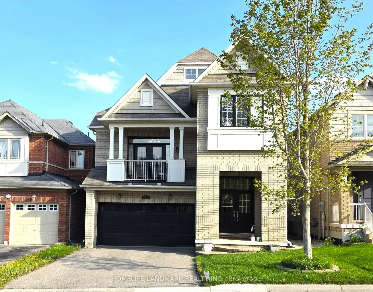 41, Mansard, Jefferson, Richmond Hill