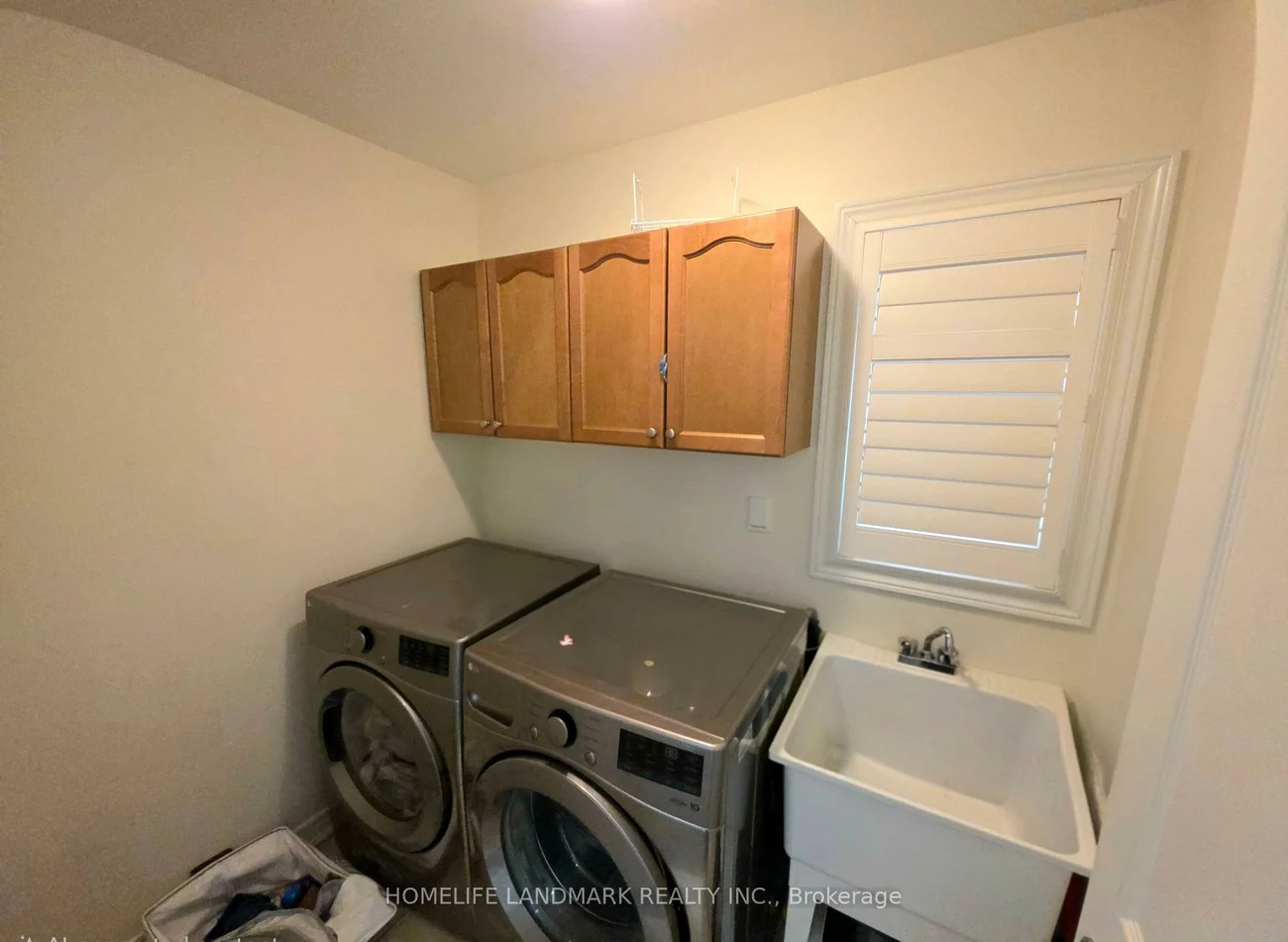 41, Mansard, Jefferson, Richmond Hill