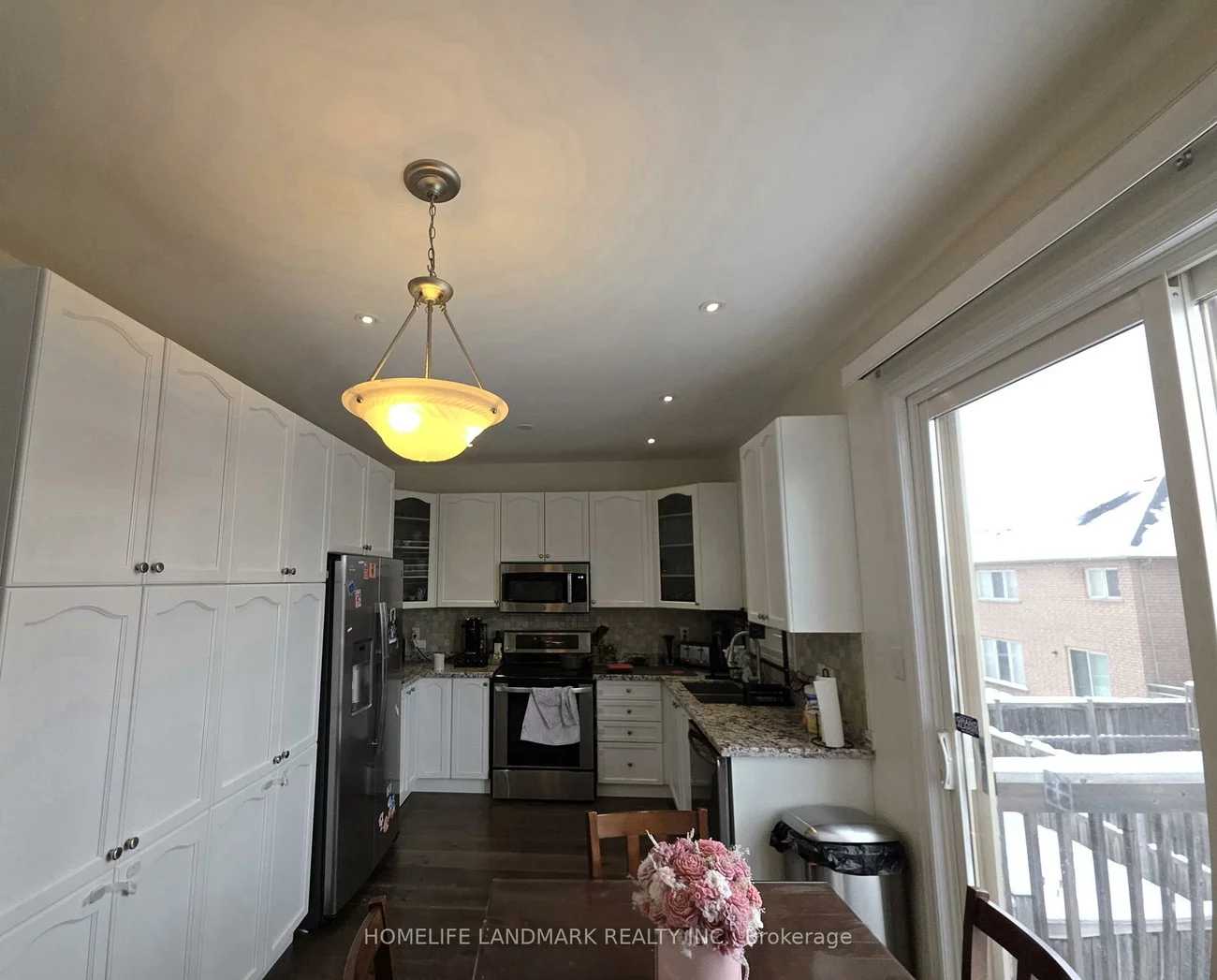 41, Mansard, Jefferson, Richmond Hill