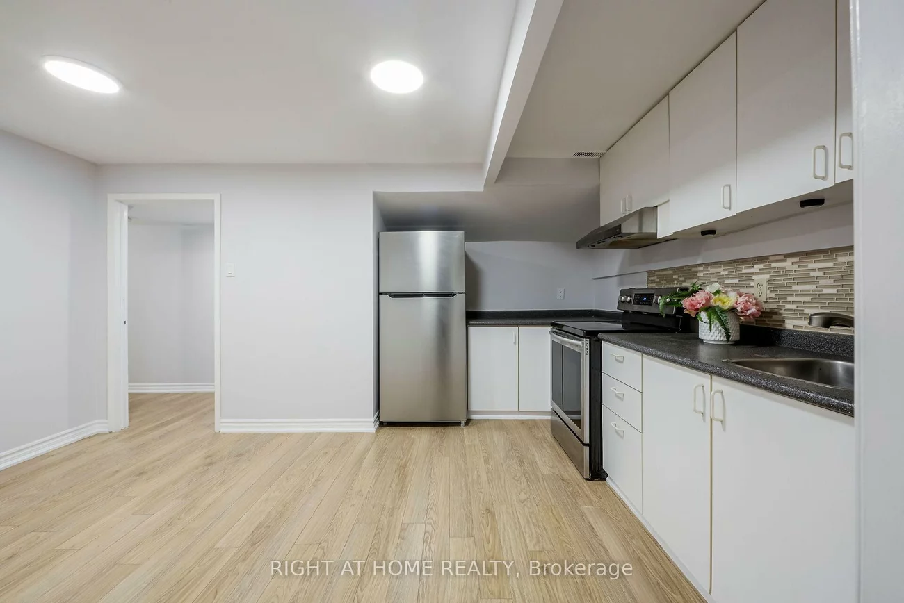 1, Tiffany, South Richvale, Richmond Hill