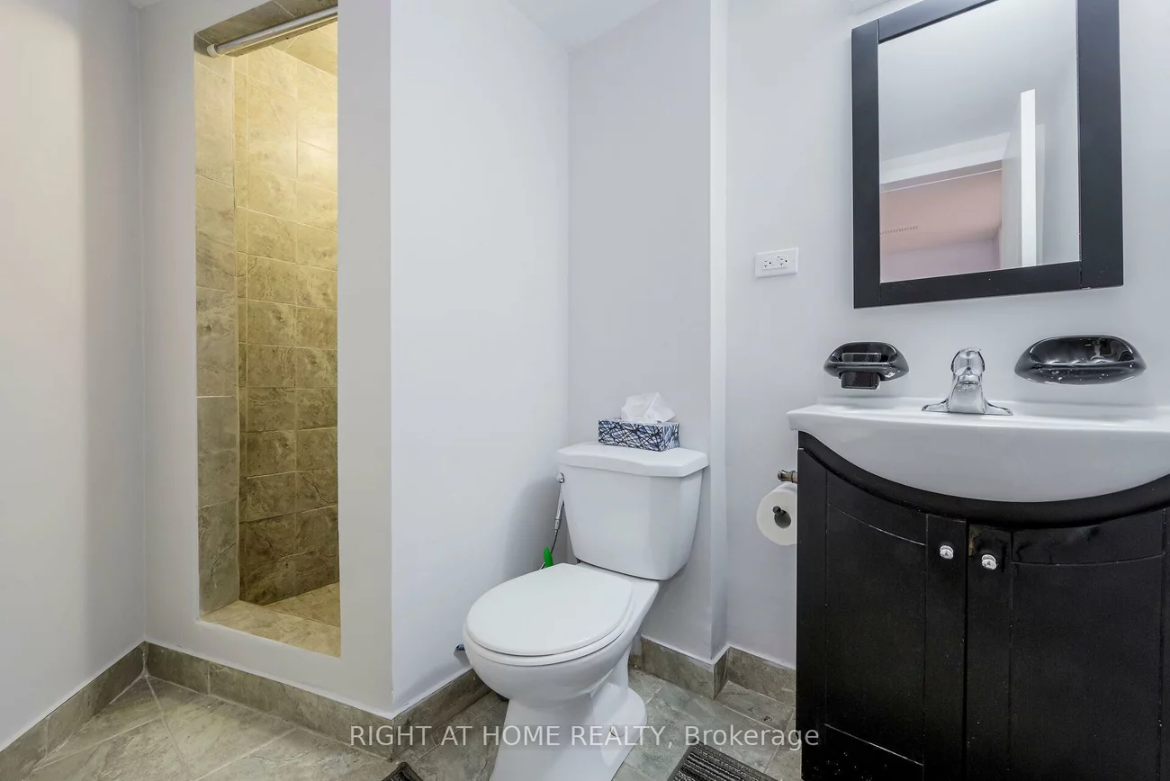 1, Tiffany, South Richvale, Richmond Hill