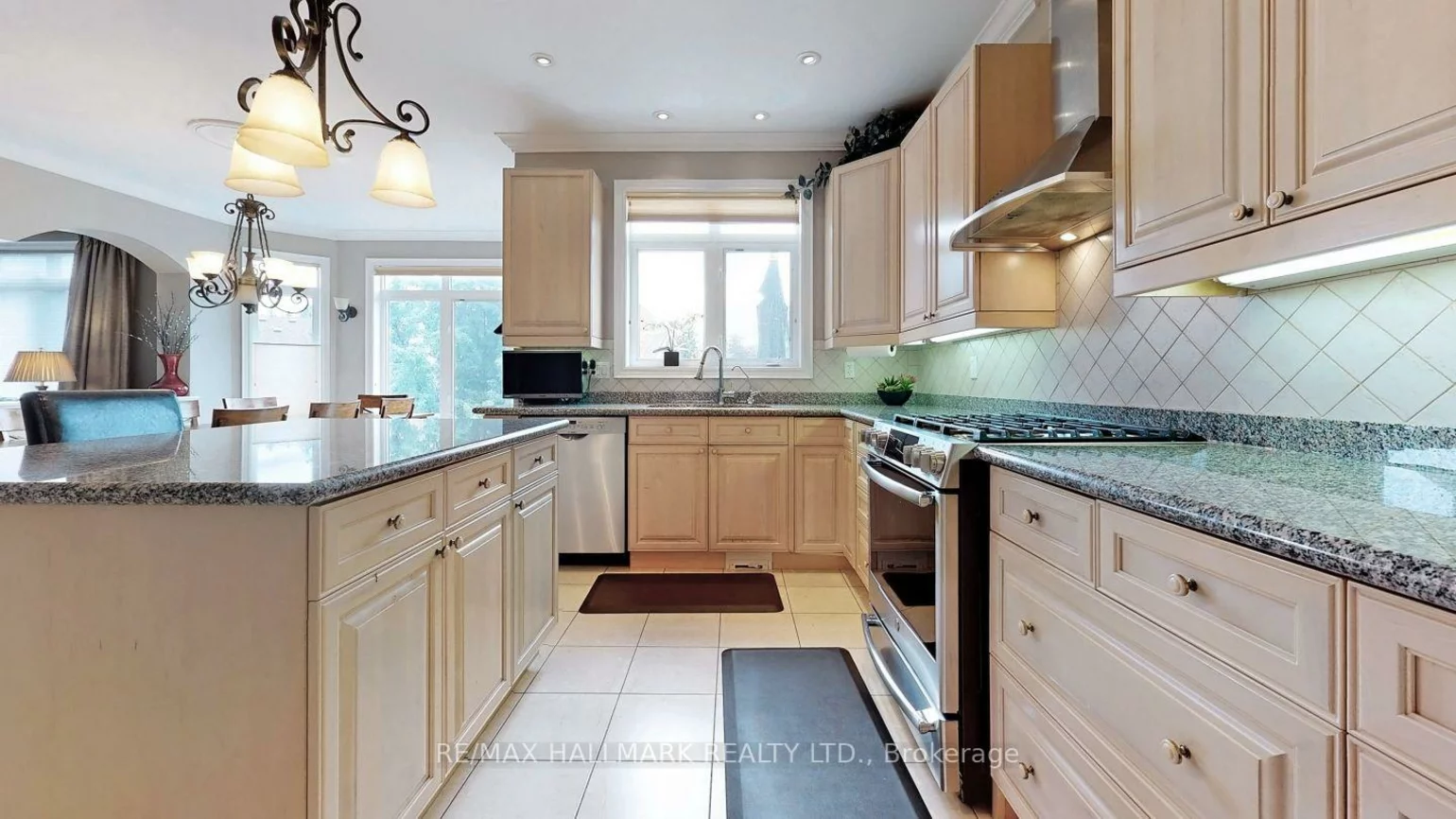 12, Sachet, Oak Ridges Lake Wilcox, Richmond Hill
