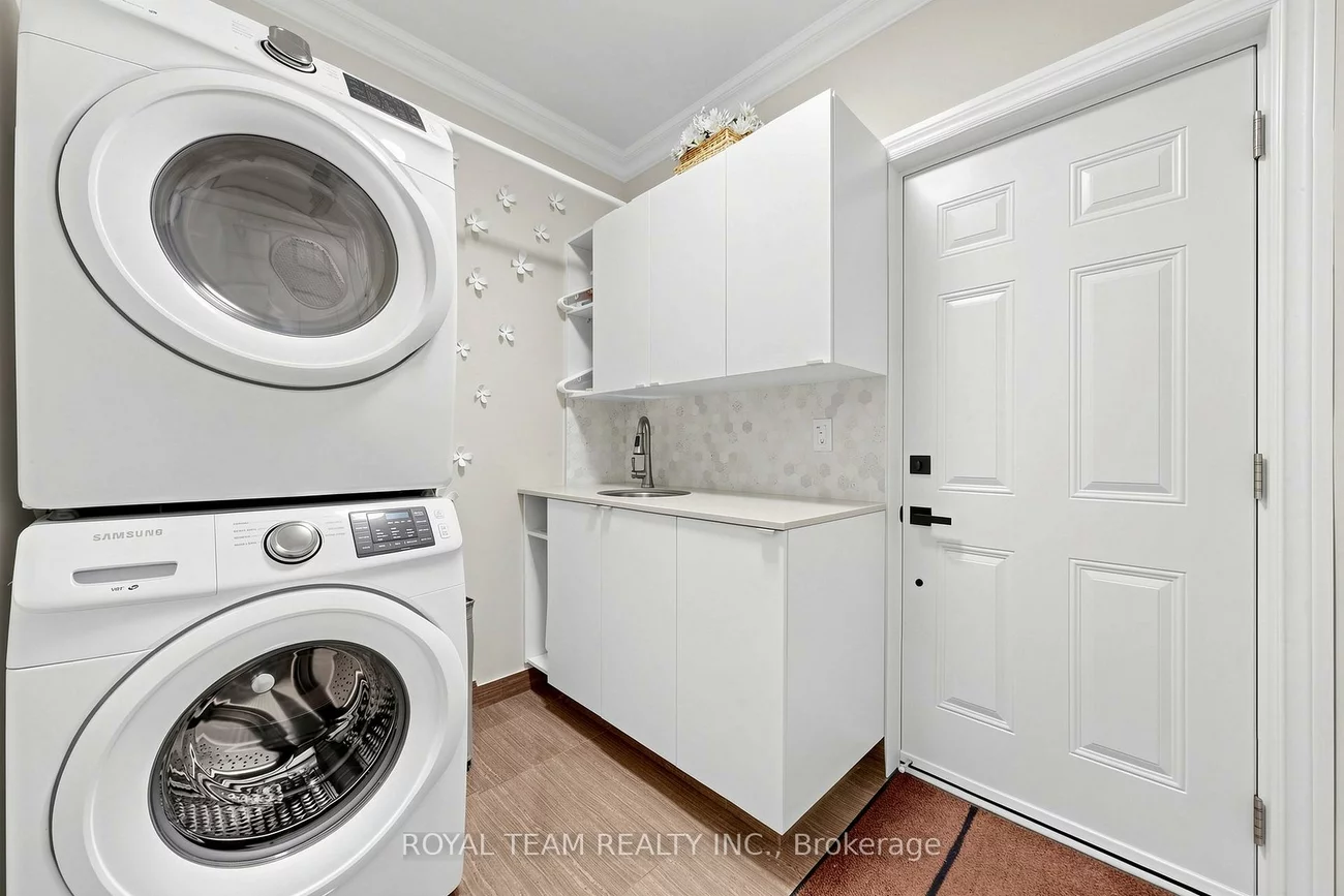 87, Mccallum, North Richvale, Richmond Hill