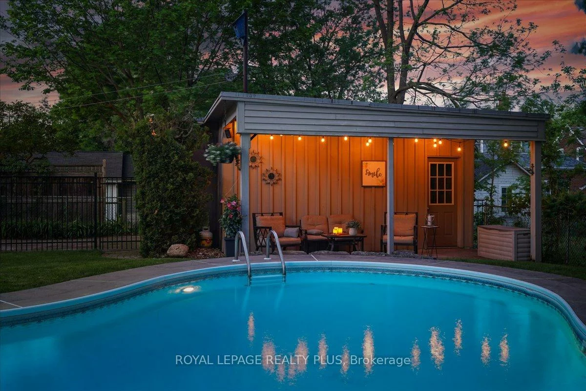 42, Roseview, Crosby, Richmond Hill