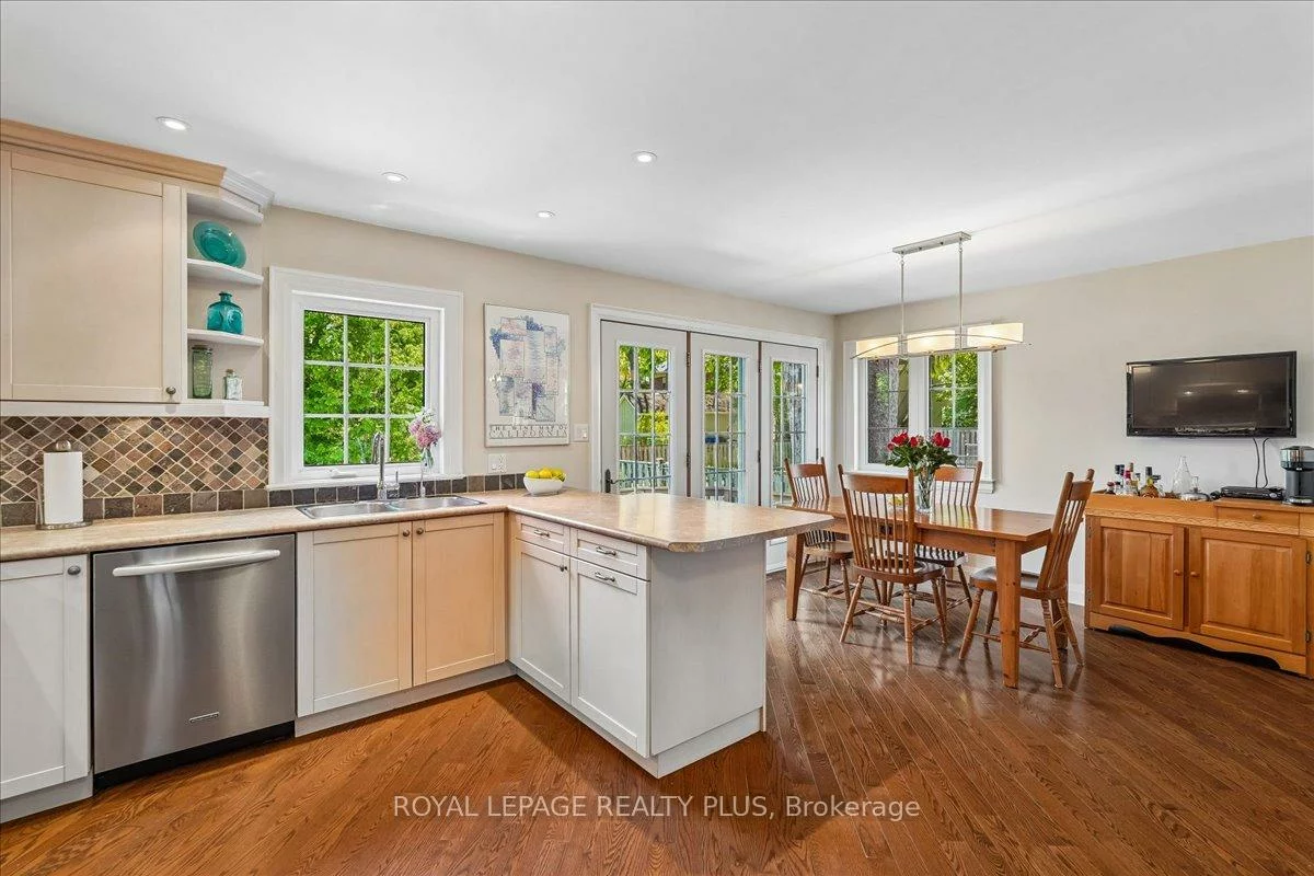 42, Roseview, Crosby, Richmond Hill