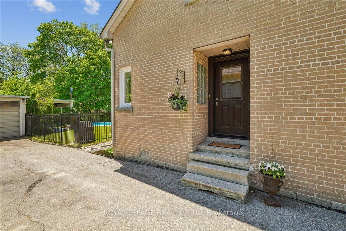 42, Roseview, Crosby, Richmond Hill