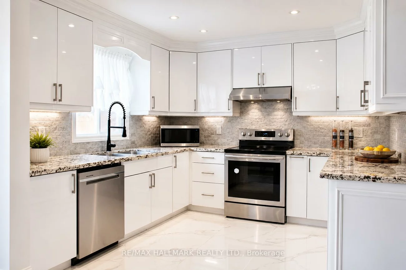 92, Weldrick, Harding, Richmond Hill