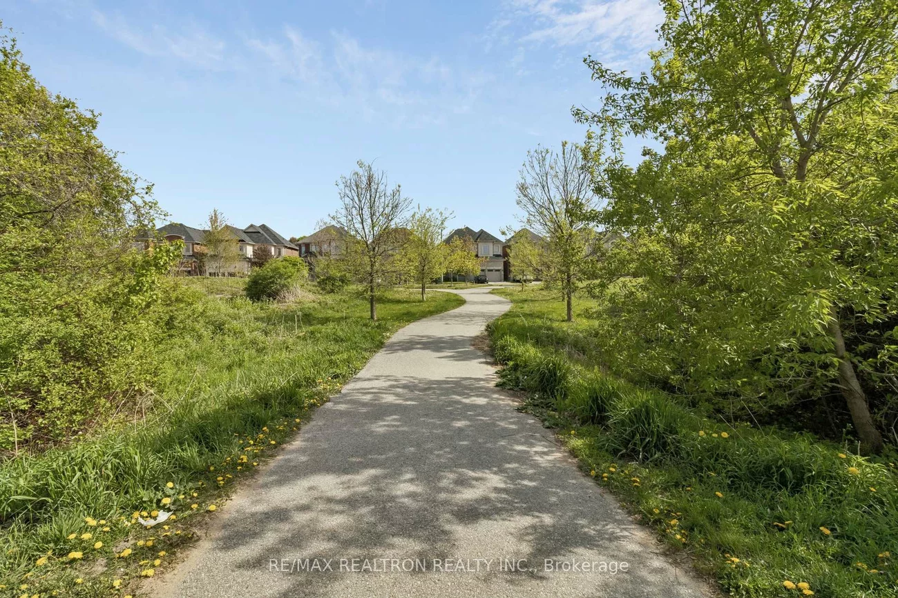 9, Pavarotti, Oak Ridges, Richmond Hill