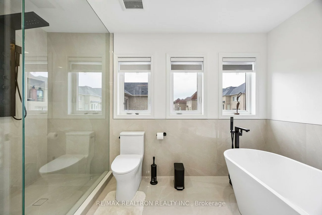 9, Pavarotti, Oak Ridges, Richmond Hill