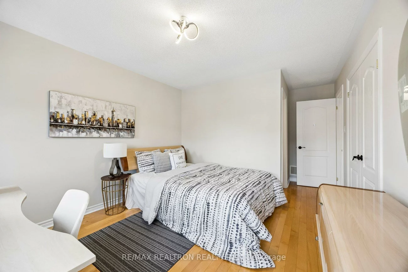 9, Pavarotti, Oak Ridges, Richmond Hill