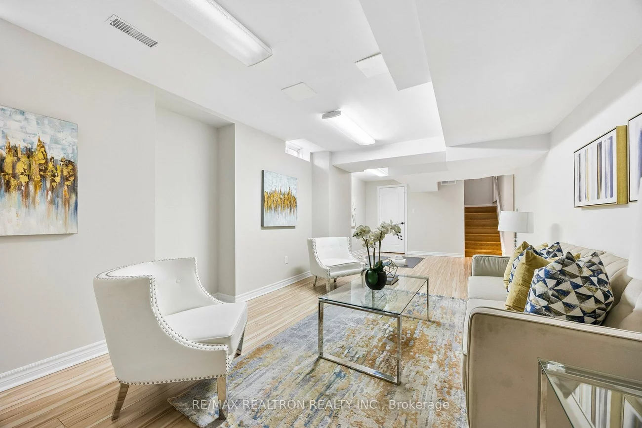 9, Pavarotti, Oak Ridges, Richmond Hill