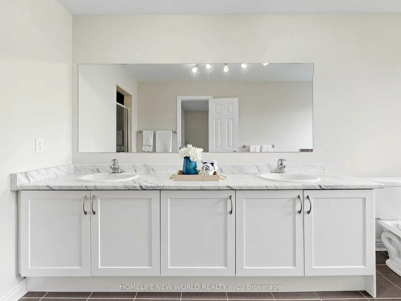 41, Napanee, Jefferson, Richmond Hill