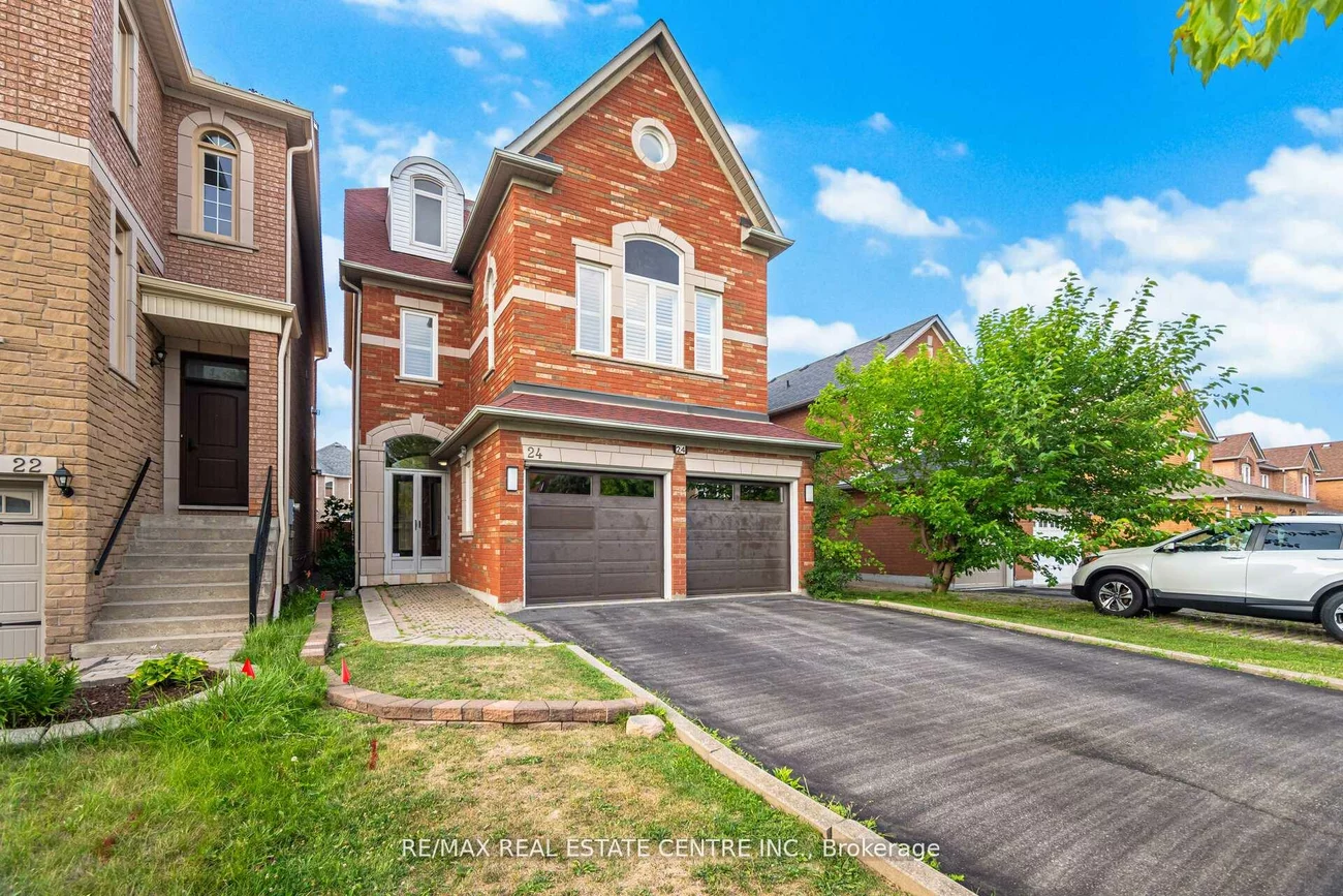 24, Futura, Rouge Woods, Richmond Hill