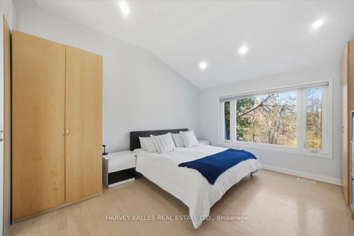 72, Walmer, North Richvale, Richmond Hill