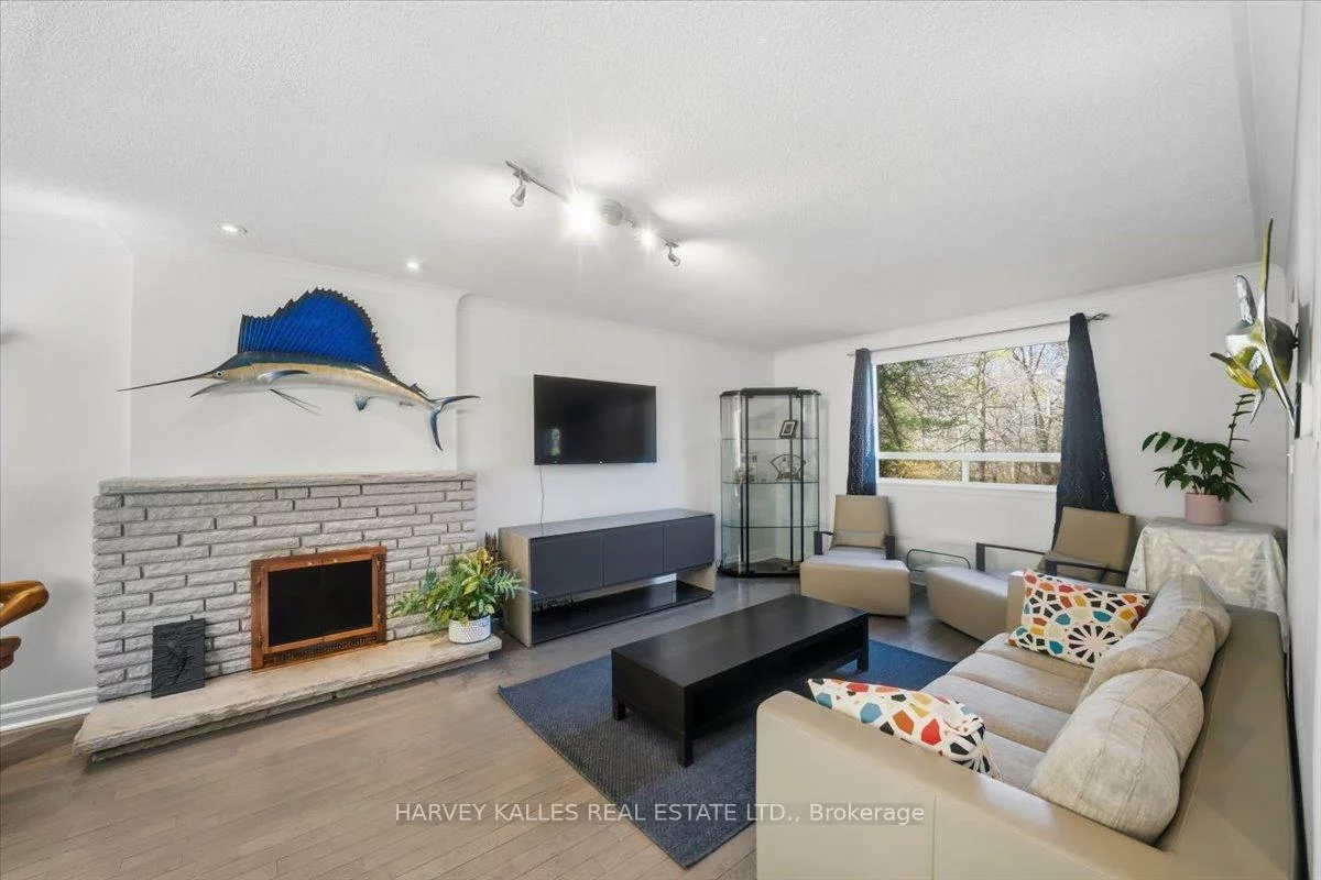 72, Walmer, North Richvale, Richmond Hill