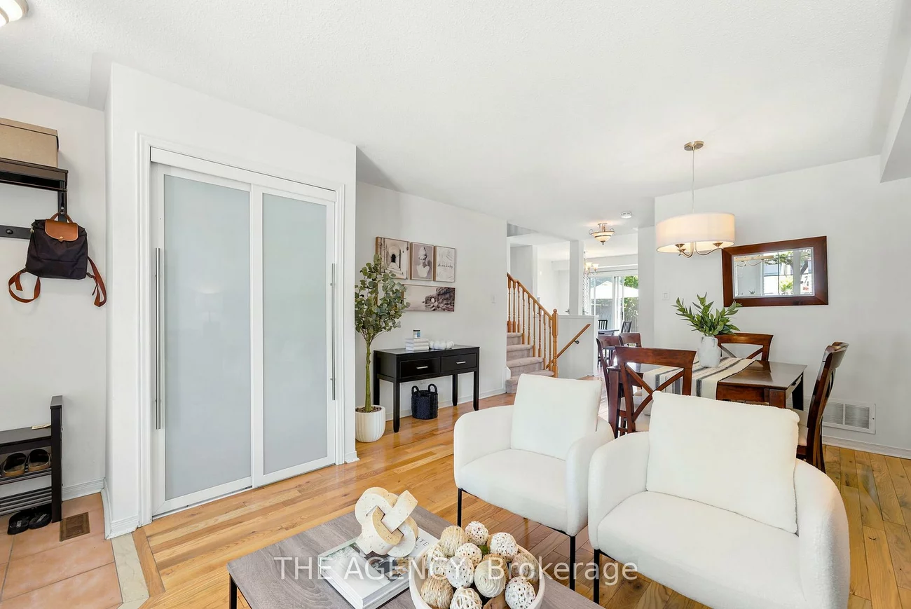 3, Waterton, Langstaff, Richmond Hill