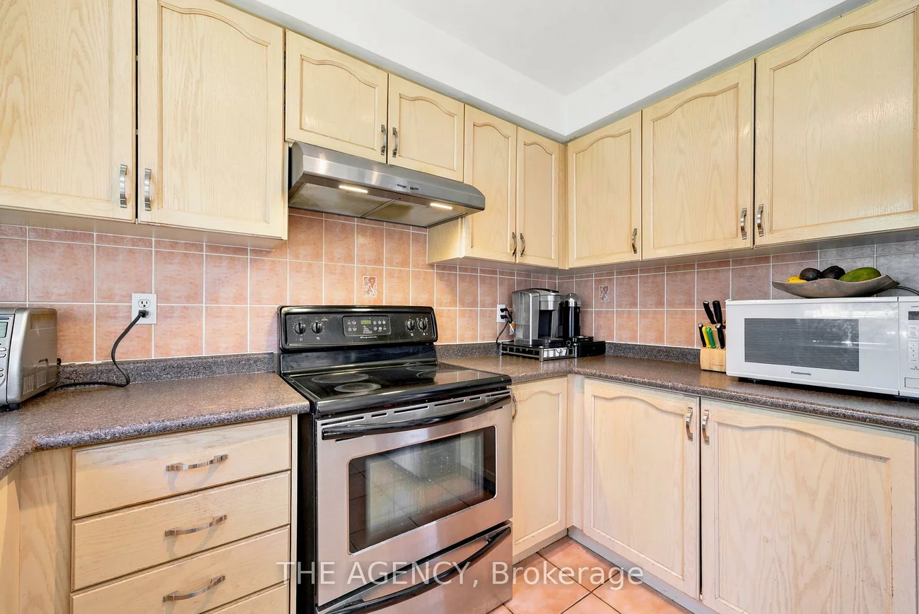 3, Waterton, Langstaff, Richmond Hill