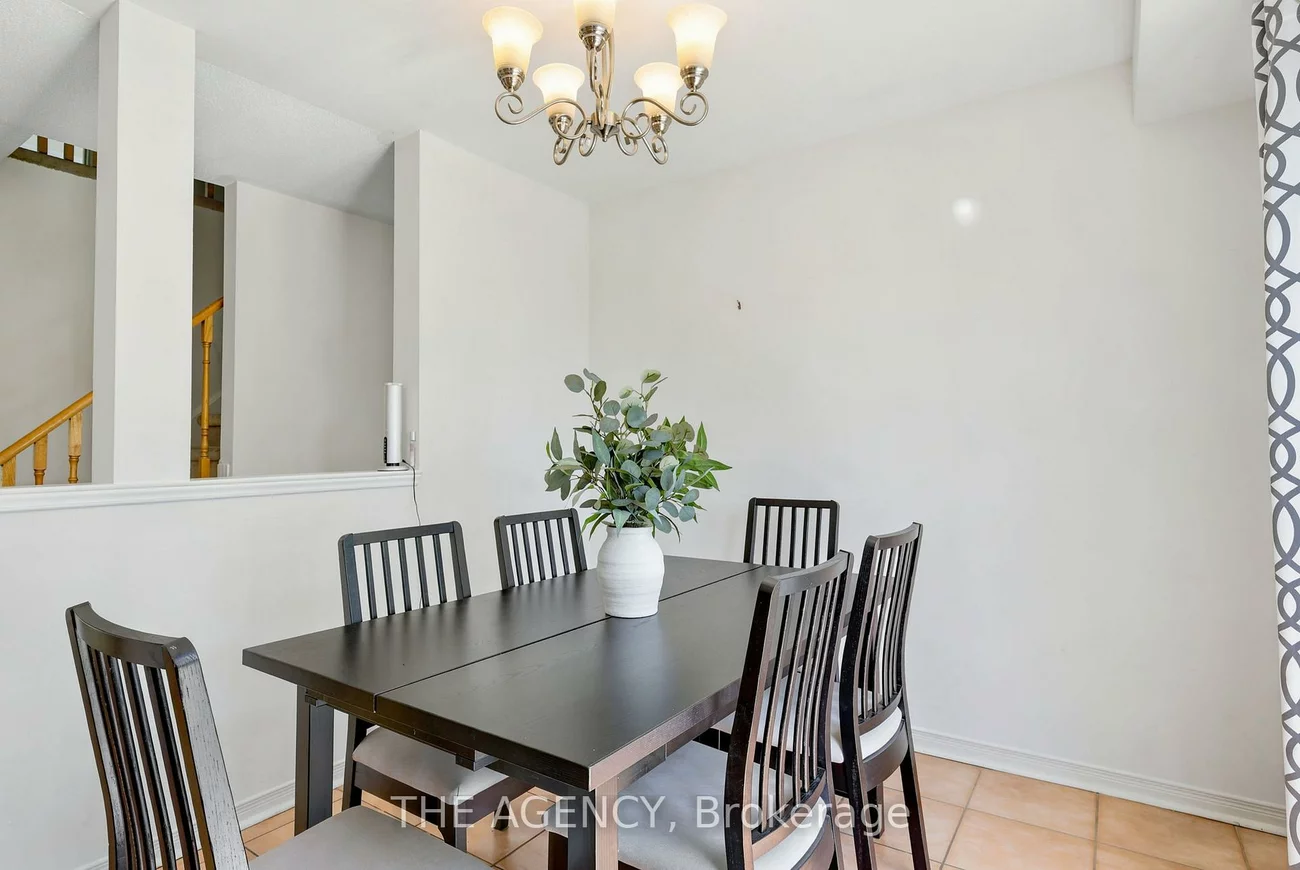 3, Waterton, Langstaff, Richmond Hill