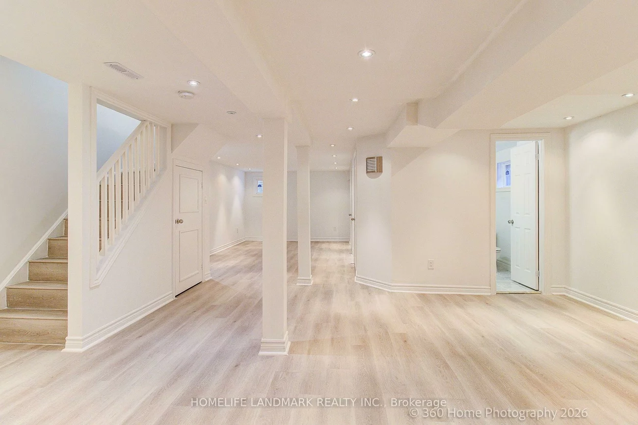 33, kitsilano, North Richvale, Richmond Hill