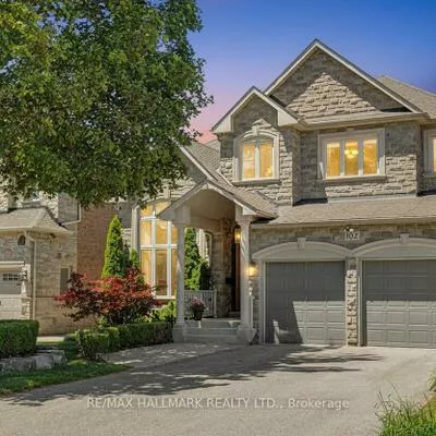 102, Duncan, Langstaff, Richmond Hill