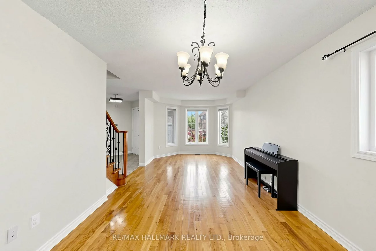 127, Humberland, Oak Ridges, Richmond Hill