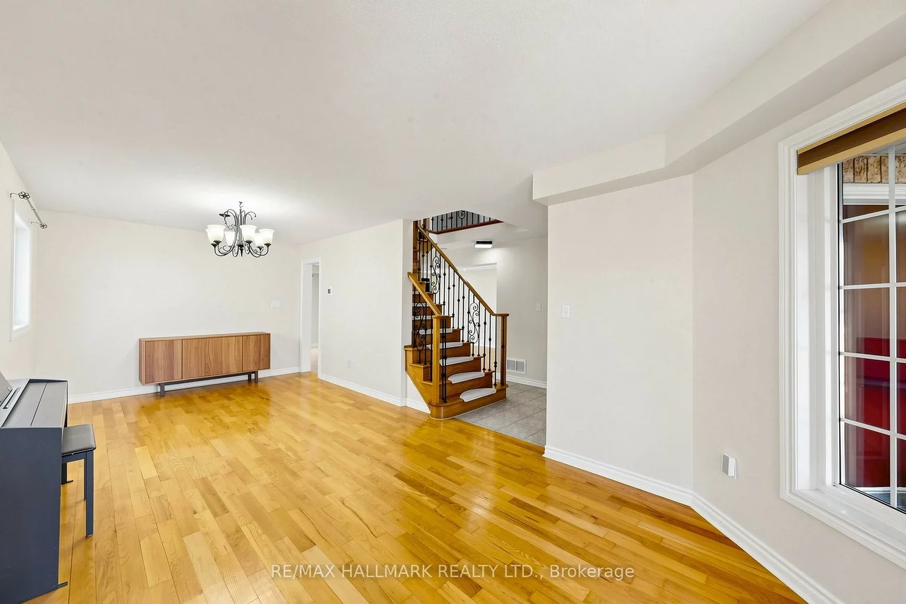 127, Humberland, Oak Ridges, Richmond Hill